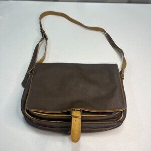 Enny Two-Toned Brown Crossbody Vintage Multi-Compartment Messenger Style Classic